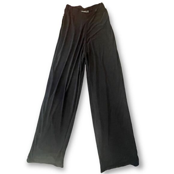 Pretty Little Thing, Black Wide Leg Pants, Size 4 - Picture 1 of 6